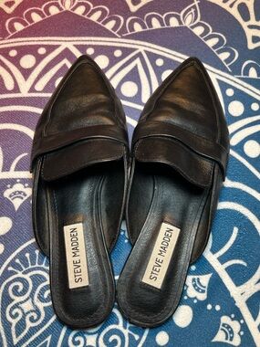 Steve Madden Black Leather Pointed Slip-On Mules